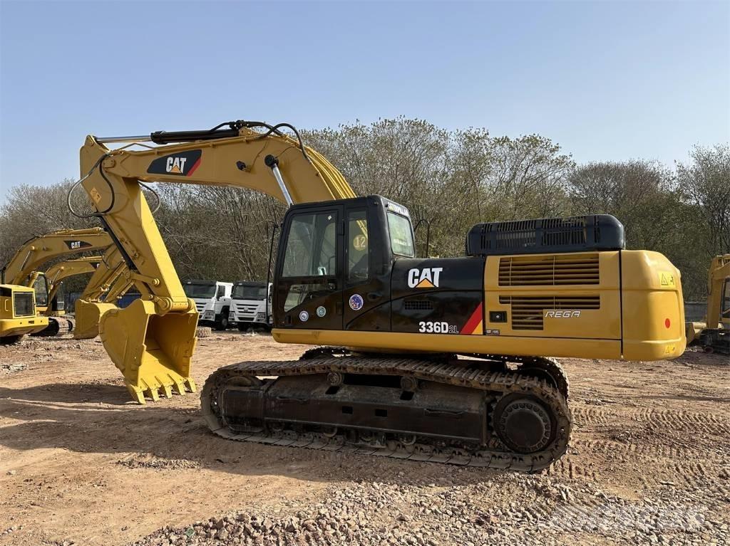 CAT 336D Paletli ekskavatörler