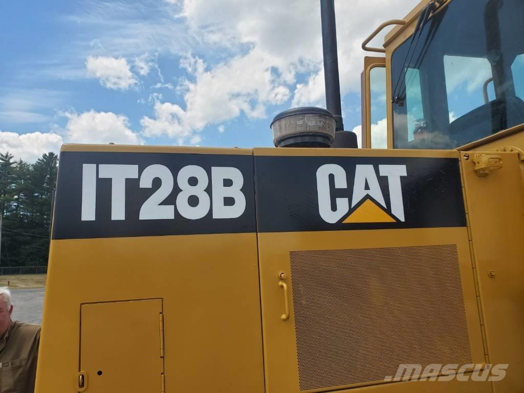 CAT IT 28 B Tekerlekli yükleyiciler