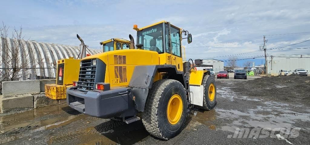 Komatsu WA 200 Tekerlekli yükleyiciler