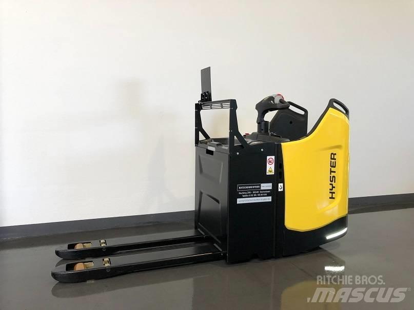 Hyster P2.0S Yaya kumandali istif makinasi
