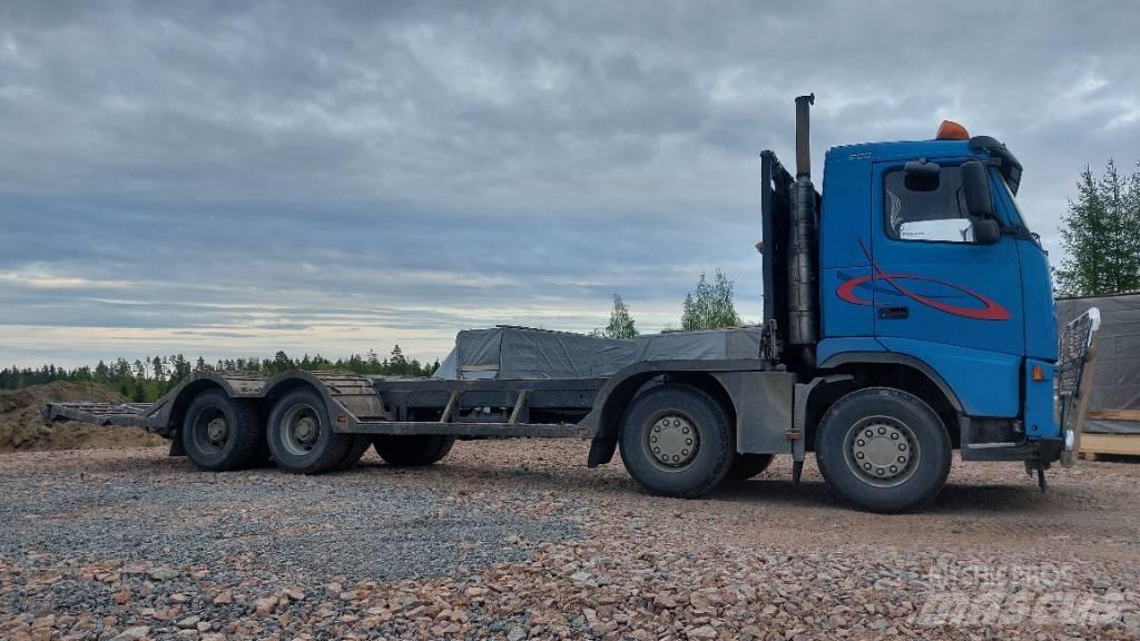 Volvo FH12 8x4 Orman makinesi taşıma kamyonları