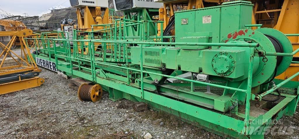 Liebherr 200 EC-H 10 Kule vinçler