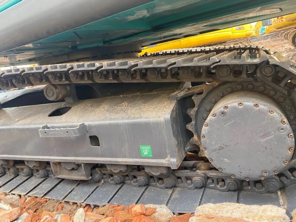 Kobelco 210 Paletli ekskavatörler