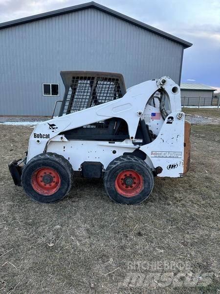 Bobcat S250 Skid steer loderler