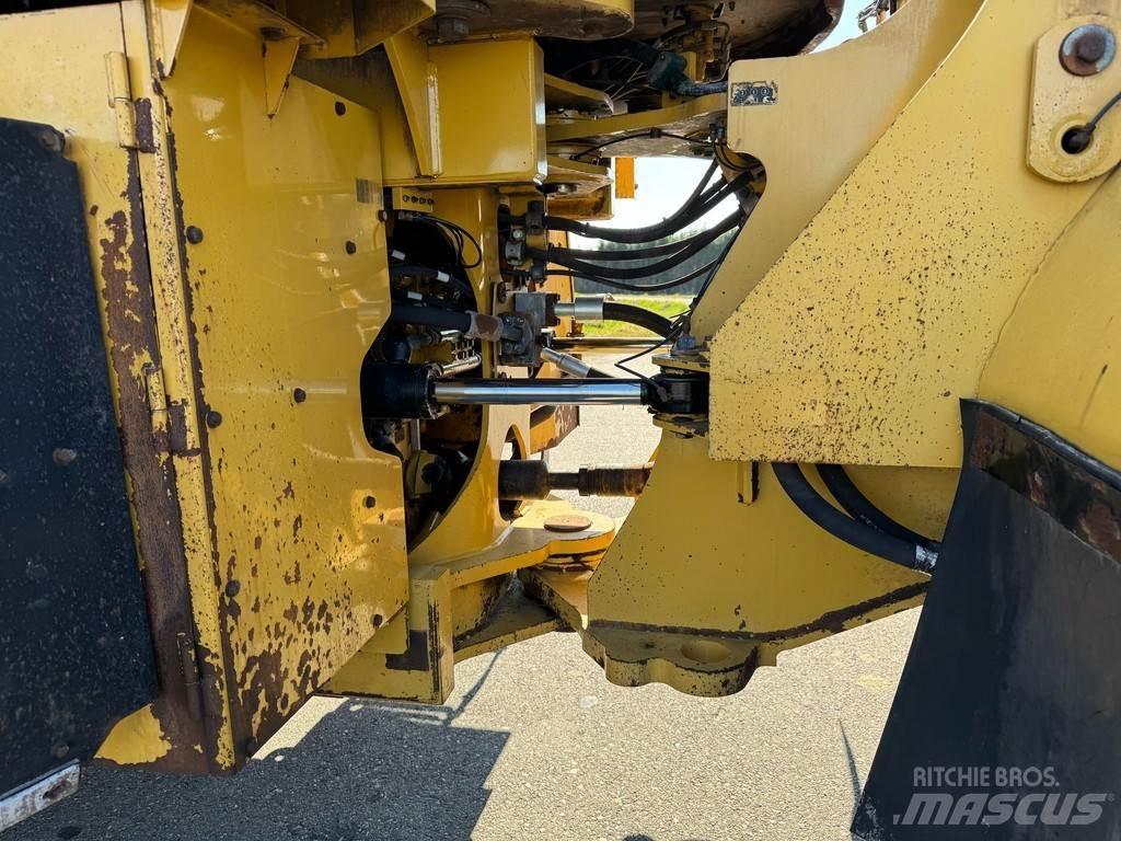 CAT 972M Tekerlekli yükleyiciler