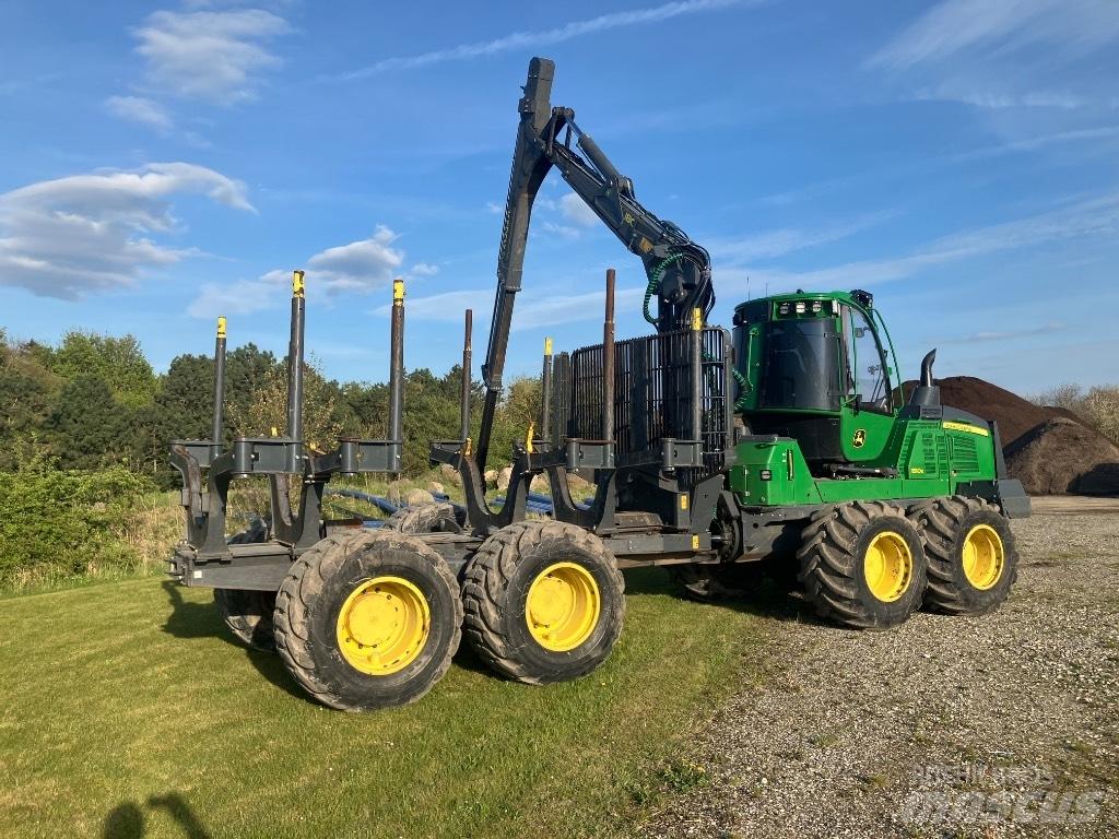 John Deere 1510G Tomruk yükleyici traktörler