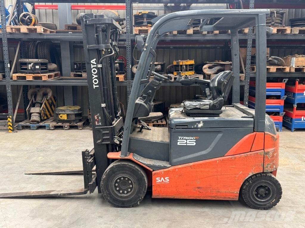 Toyota 8 FBMKT 20 Elektrikli forkliftler