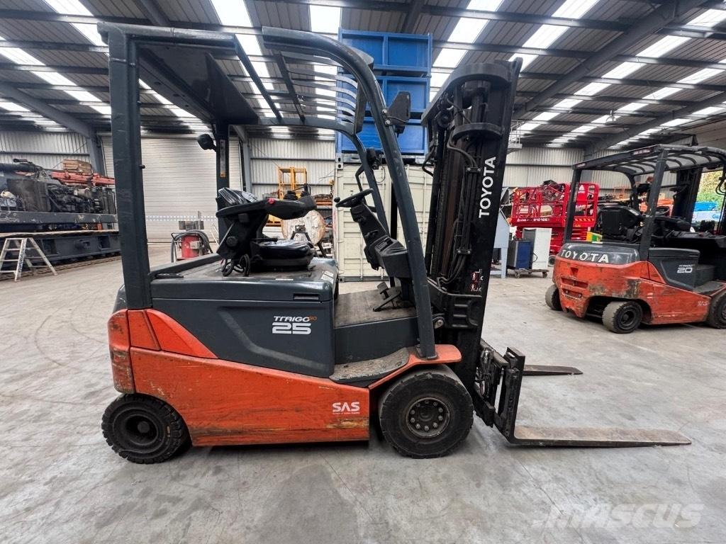 Toyota 8 FBMKT 20 Elektrikli forkliftler
