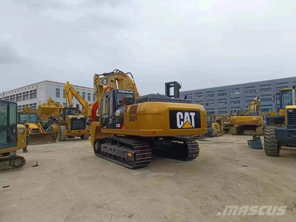 CAT 330 D Paletli ekskavatörler