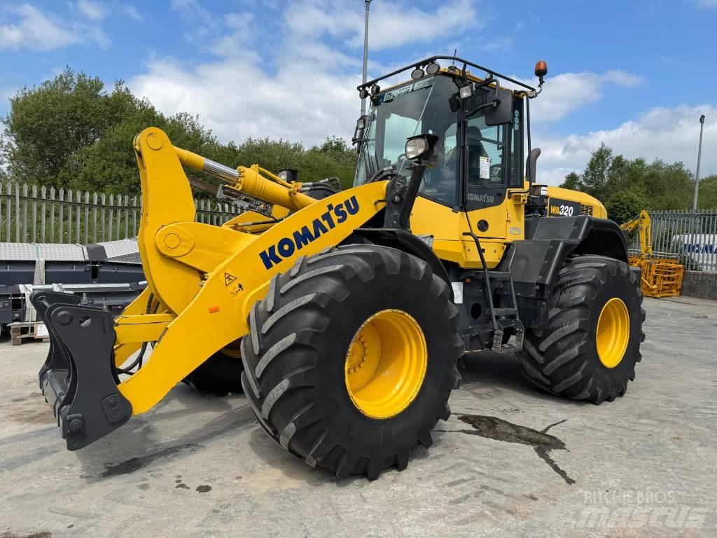 Komatsu WA320-7 Tekerlekli yükleyiciler