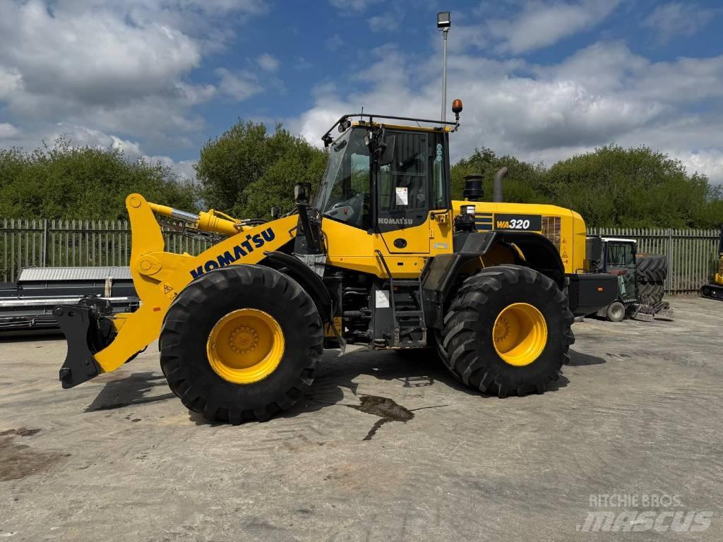 Komatsu WA320-7 Tekerlekli yükleyiciler