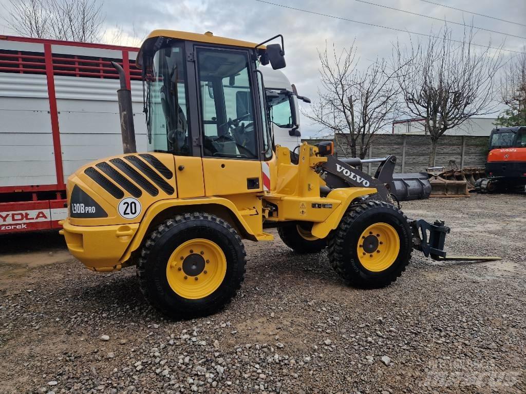 Volvo L 30 Tekerlekli yükleyiciler