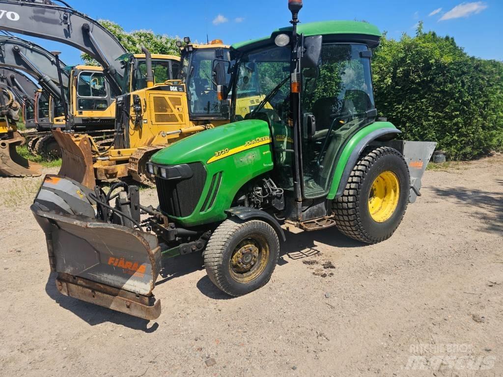 John Deere 3720 Traktörler