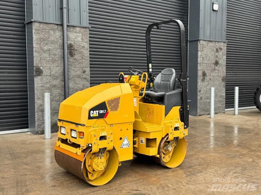 CAT CB 1.7 Çift tamburlu silindirler