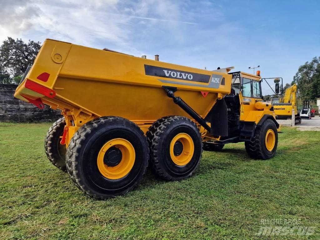Volvo A 25 C Belden kirma kaya kamyonu