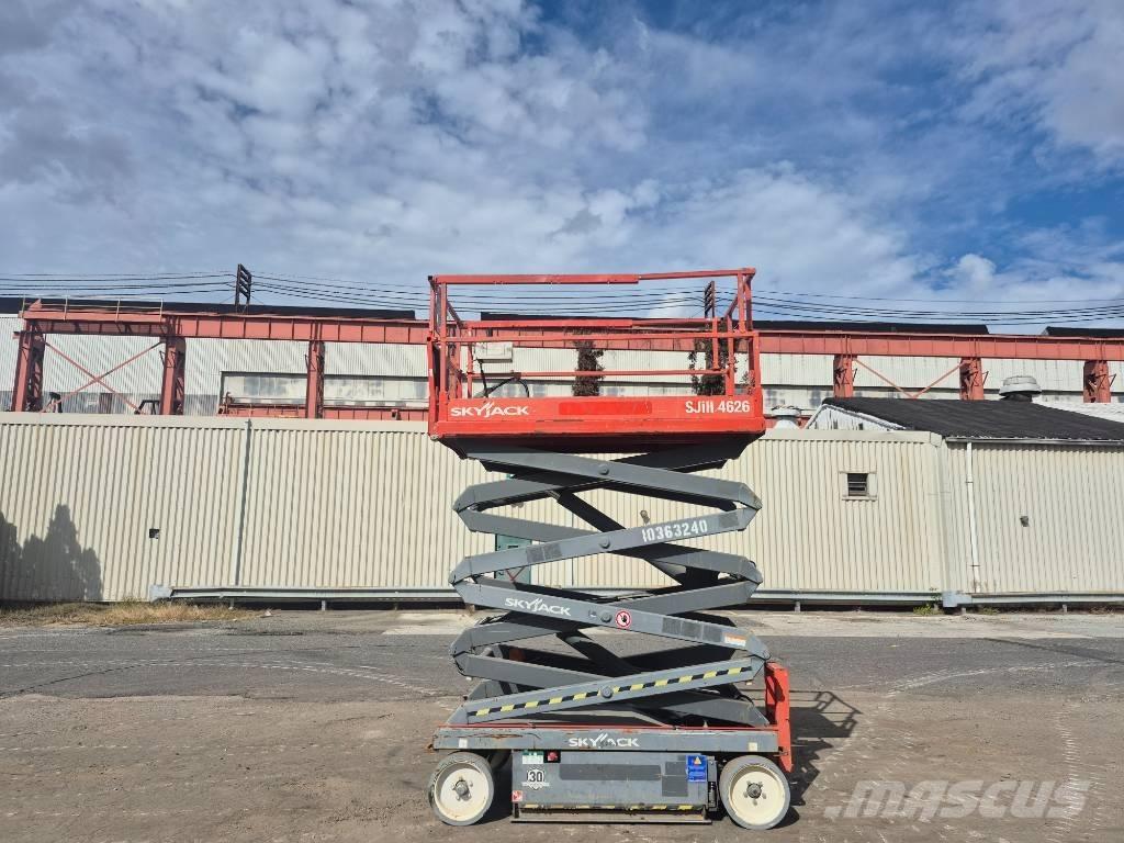 SkyJack SJ 4626 Makasli platformlar