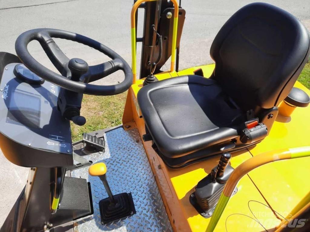 Mecalac TA9s Belden kirma kamyonlar