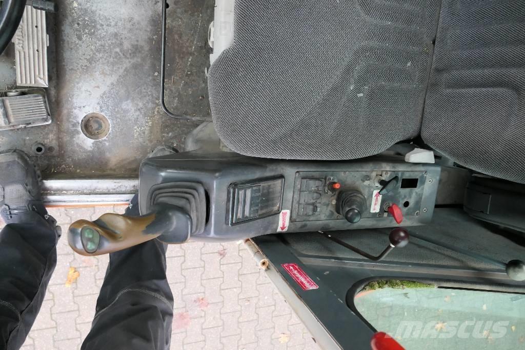 Atlas 1304 K Lastik tekerli ekskavatörler