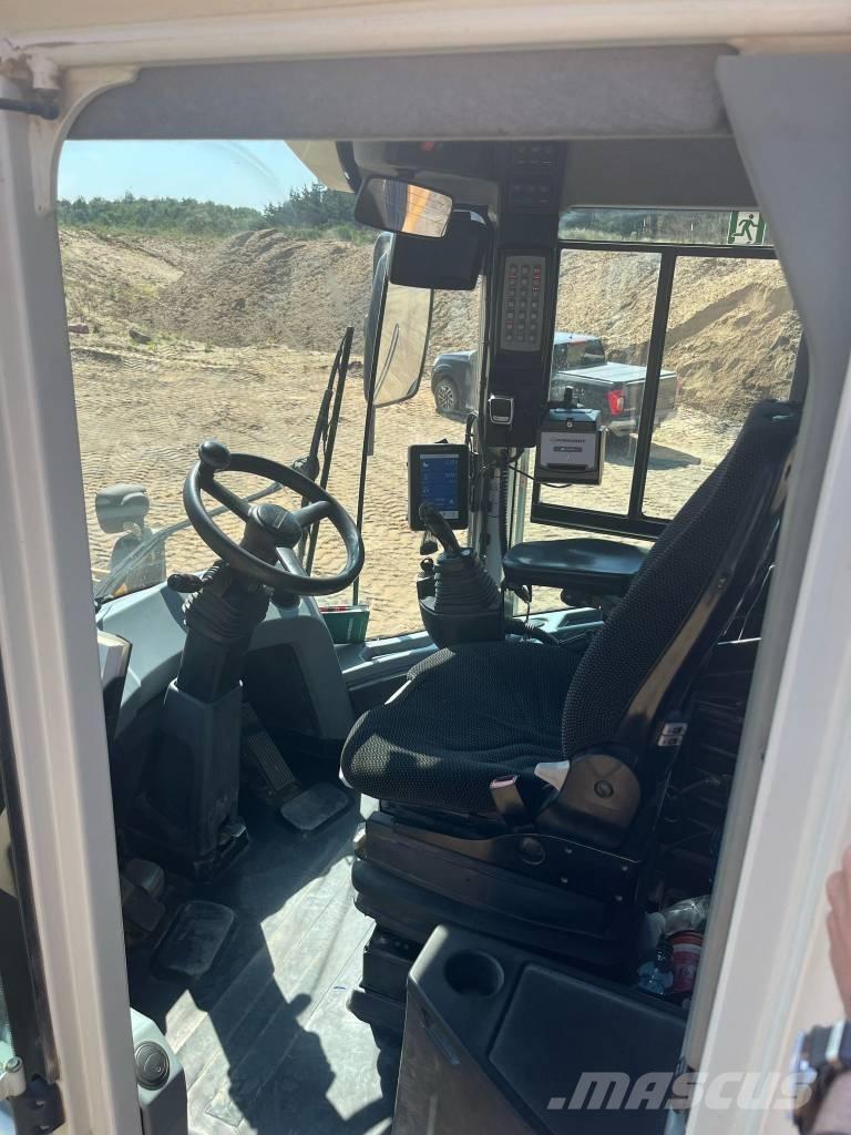 Liebherr L 576 Tekerlekli yükleyiciler