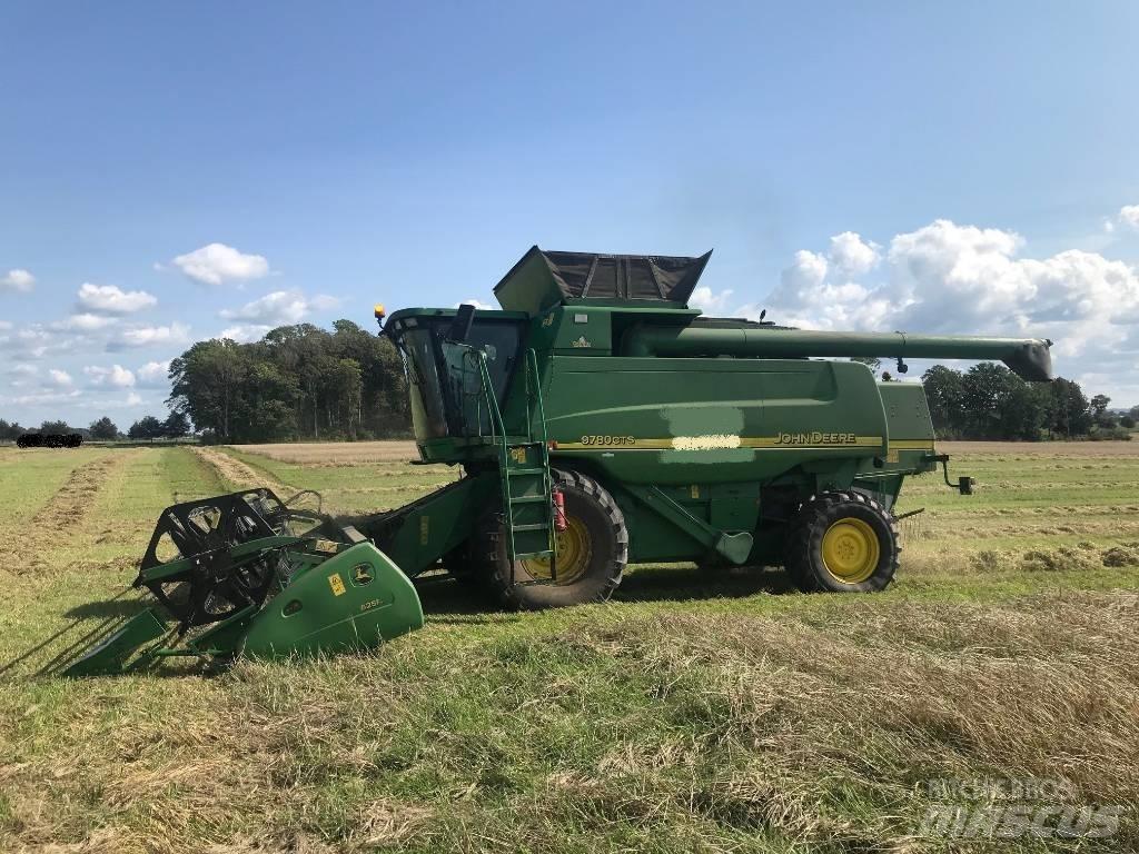 John Deere 9780 CTS Biçerdöverler