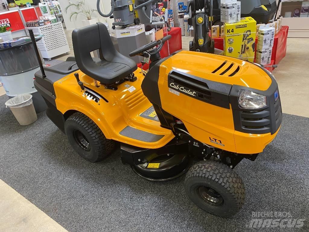 Cub Cadet LT1 NR92 Mobil çim biçme makineleri