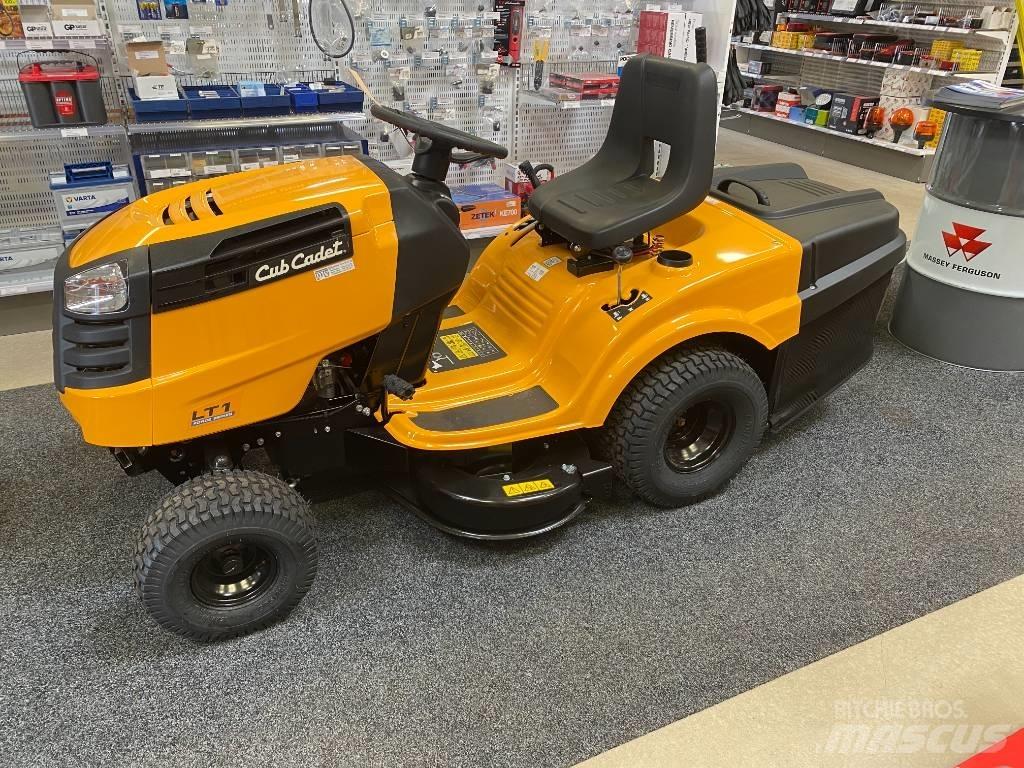 Cub Cadet LT1 NR92 Mobil çim biçme makineleri