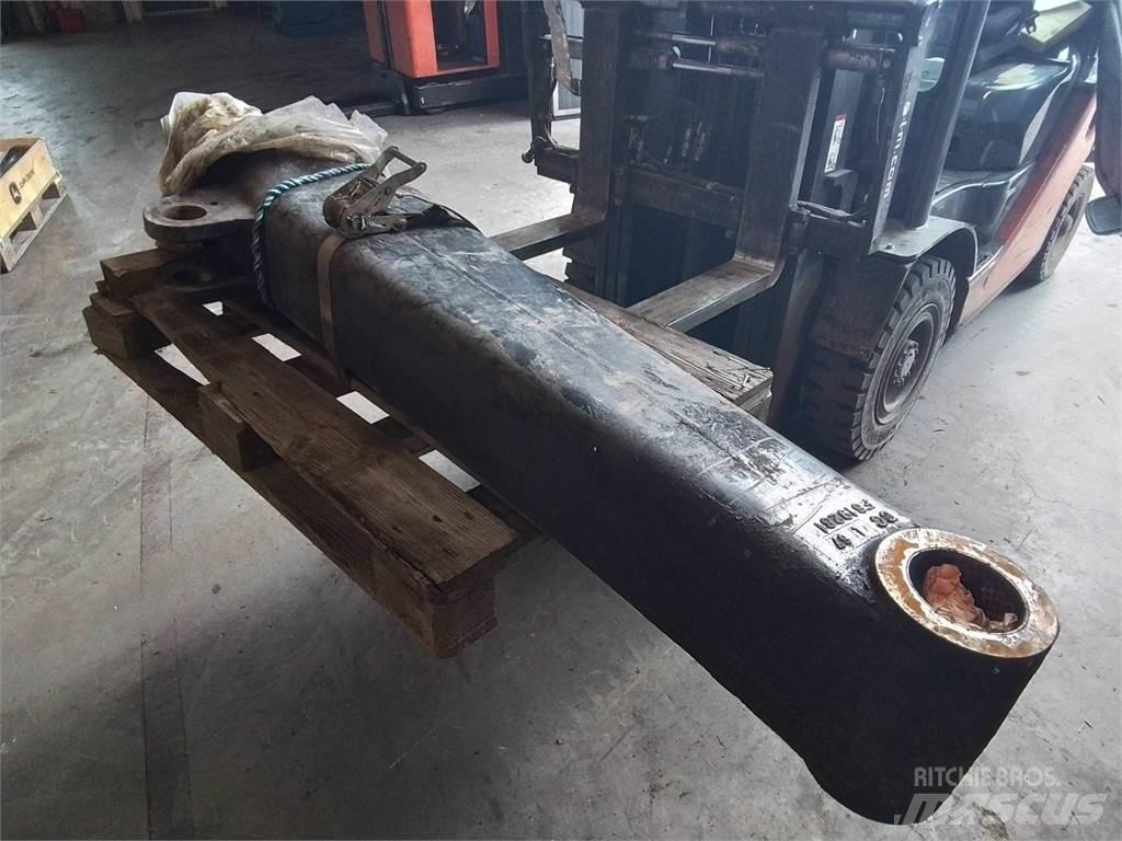 John Deere Cf885 Tomruk vinçleri