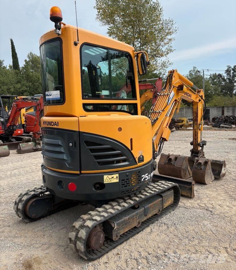 Hyundai R25Z-9 AK Mini ekskavatörler, 7 tona dek