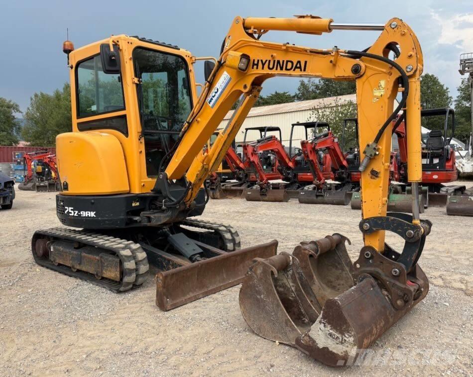 Hyundai R25Z-9 AK Mini ekskavatörler, 7 tona dek