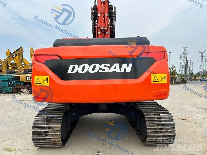 Doosan DX 225 LC-9C Paletli ekskavatörler