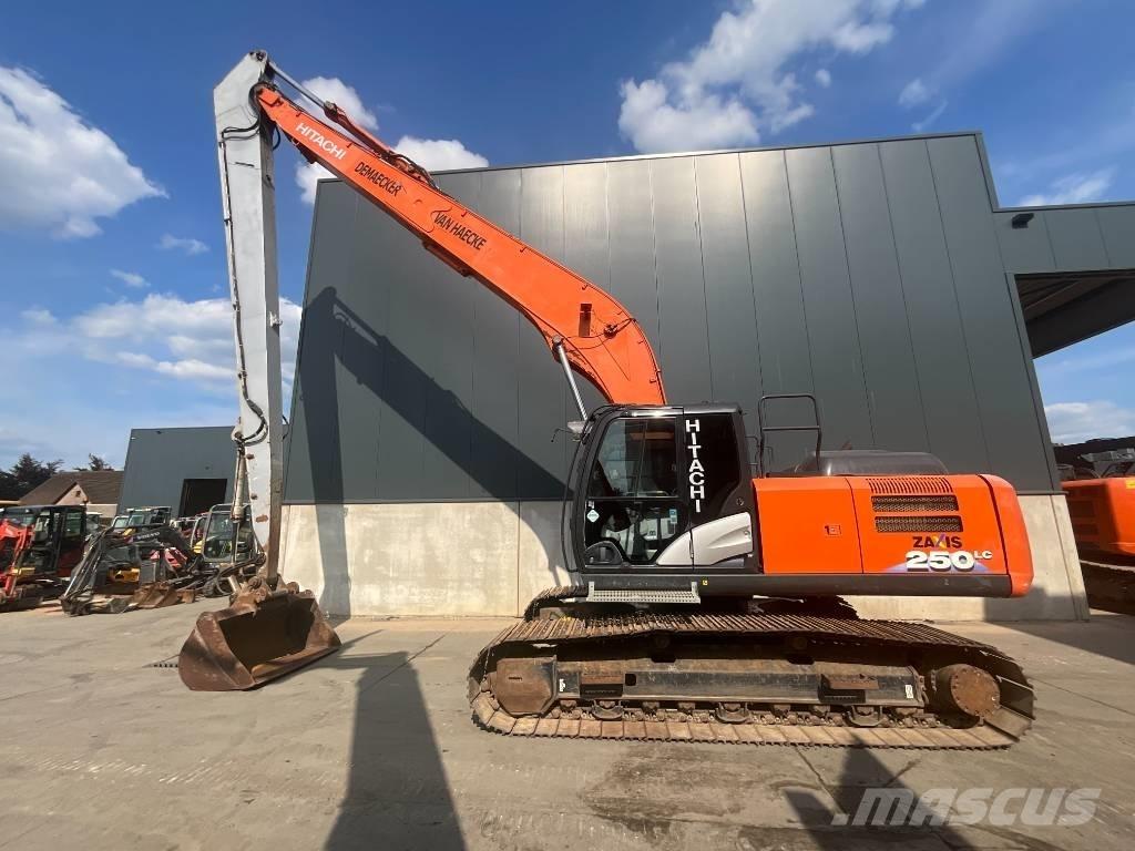 Hitachi ZX 250 LC-6 Uzun bomlu ekskavatörler