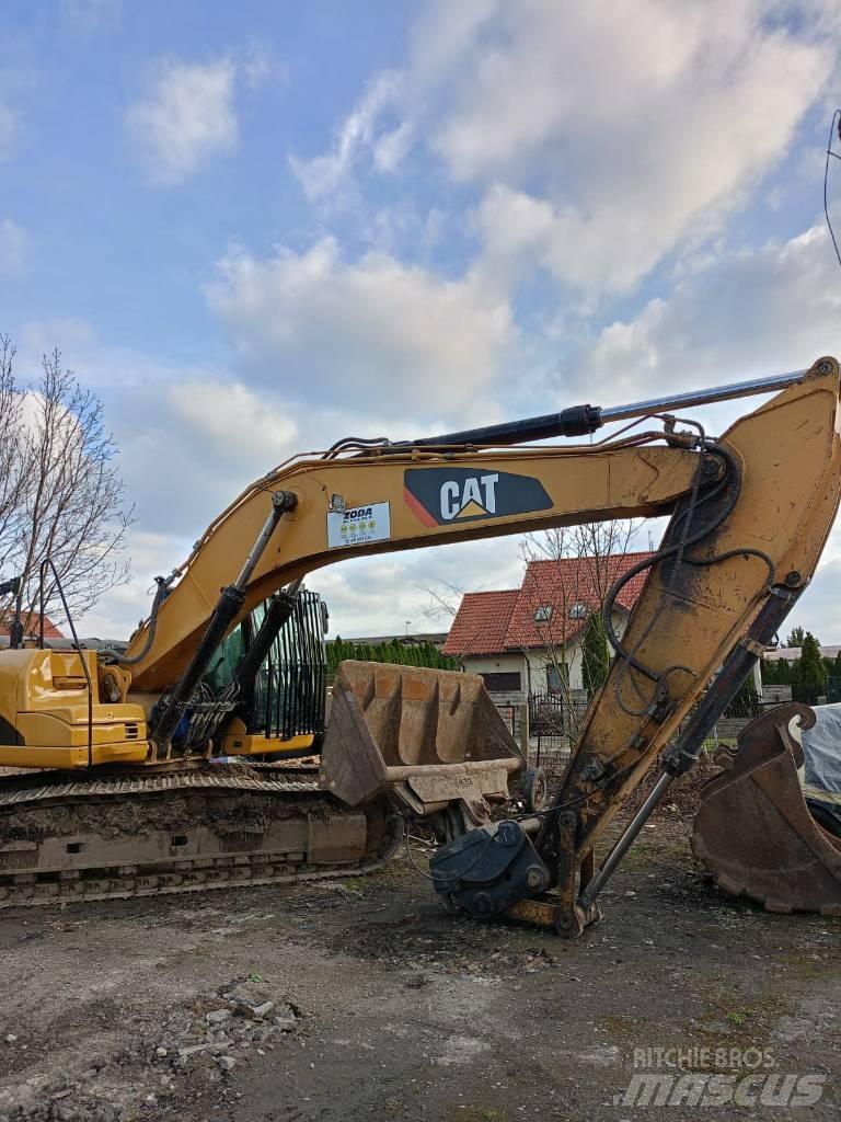 CAT 329 LN Paletli ekskavatörler