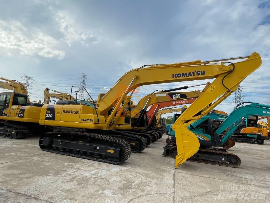 Komatsu PC 220-8 Paletli ekskavatörler
