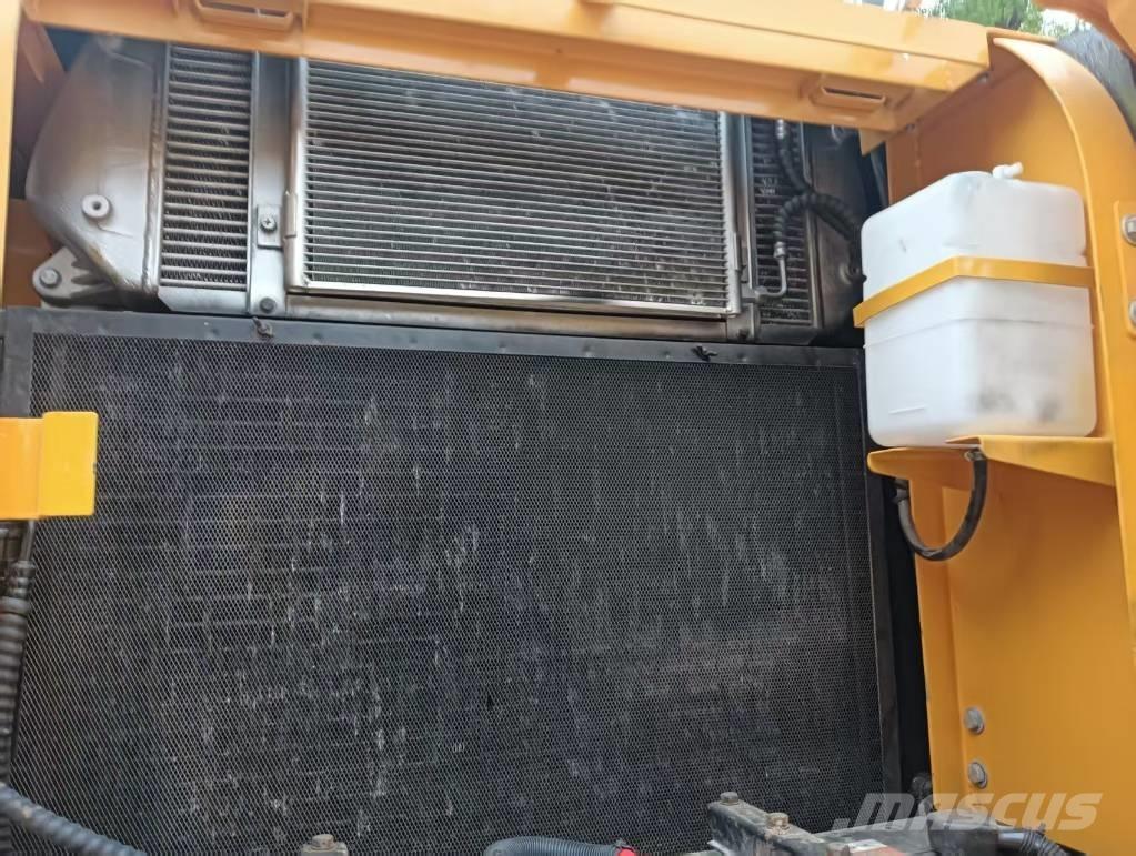 Hyundai 220LC-9T Paletli ekskavatörler