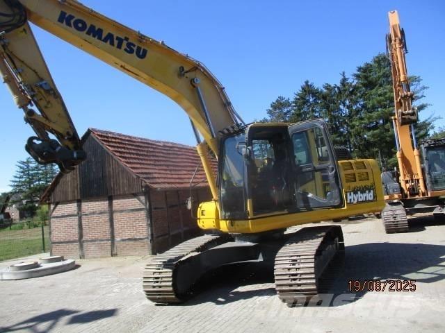 Komatsu HR 215 Paletli ekskavatörler