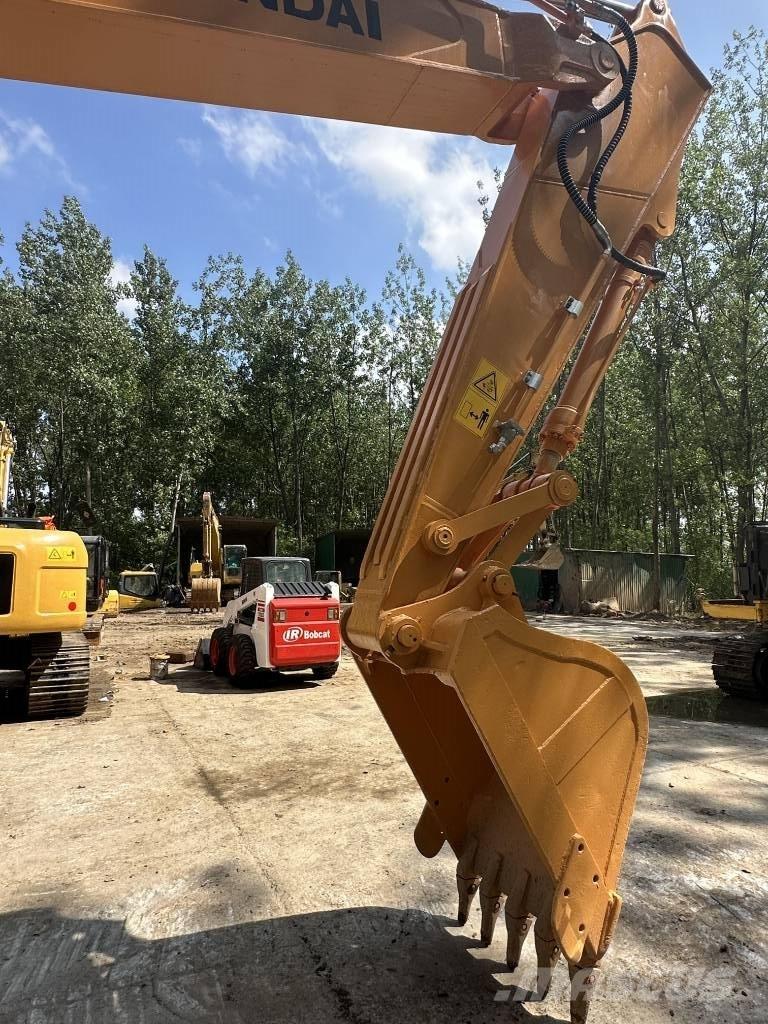 Hyundai R220LC-9S Paletli ekskavatörler