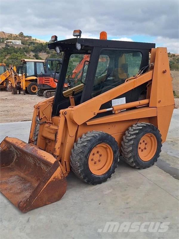 CASE 721 Skid steer loderler