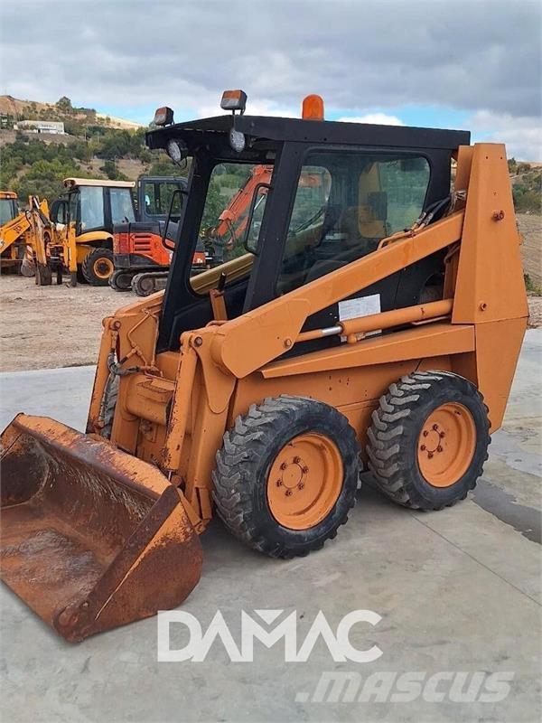 CASE 721 Skid steer loderler
