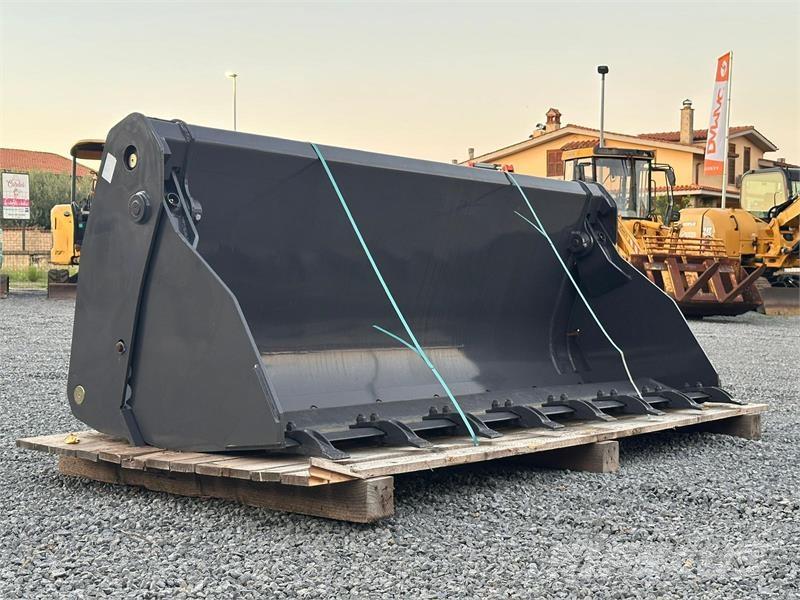 New Holland 220 Kovalar