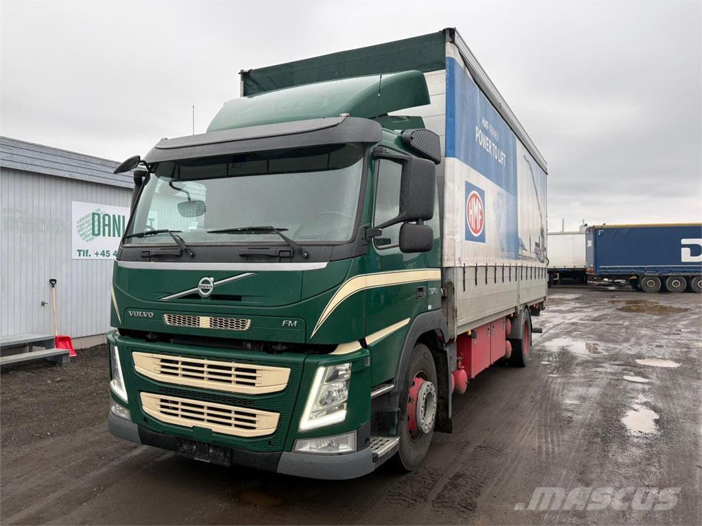 Volvo FM370 Fragtlad Kayar tenteli kamyonlar