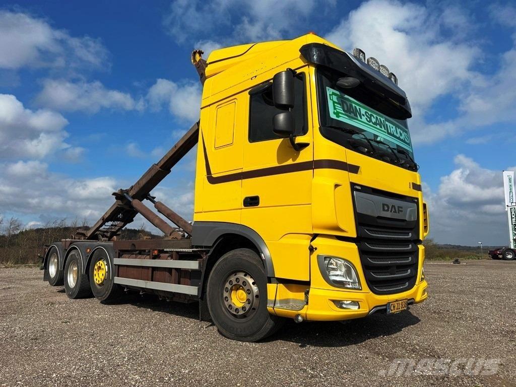 DAF XF 530 8x2-*4 Vinçli kamyonlar