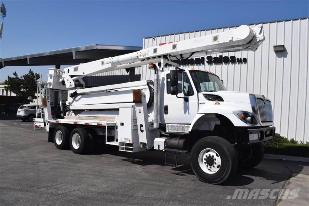 Altec AM900-E100 Araç üstü platformlar