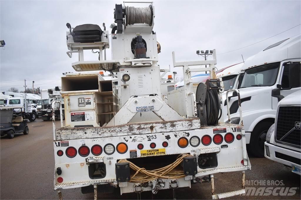 Altec D2045TR Gezer sondaj kamyonları