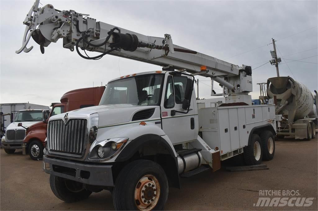 Altec D3060ATR Gezer sondaj kamyonları