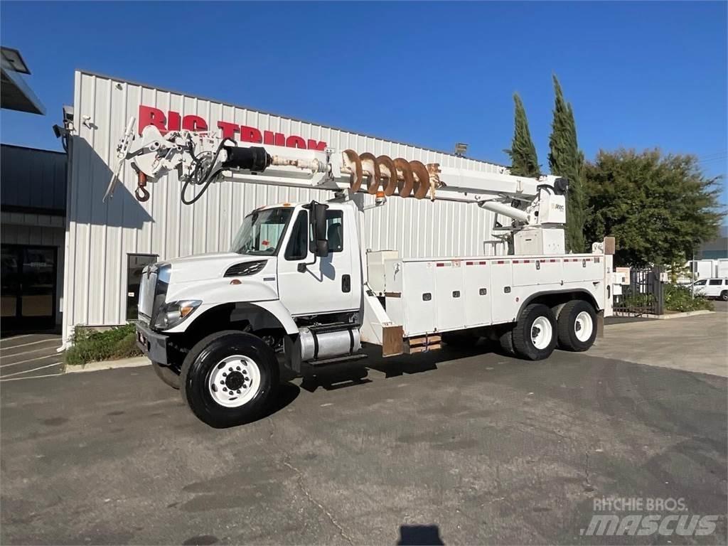 Altec D4065BTR Gezer sondaj kamyonları