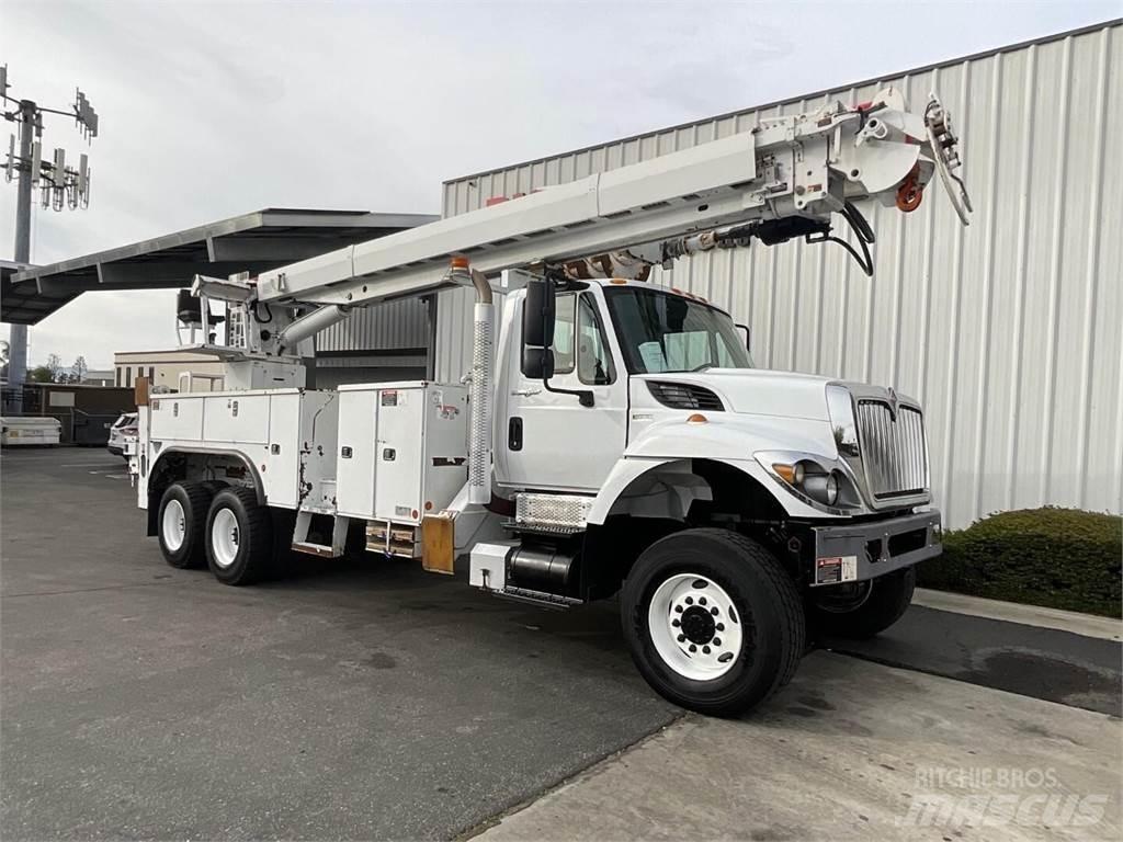 Altec D4065BTR Gezer sondaj kamyonları