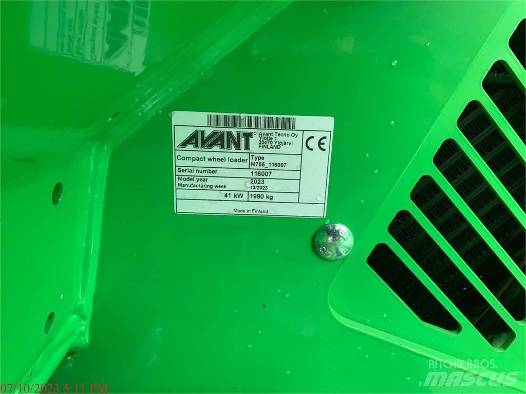 Avant 755I Tekerlekli yükleyiciler