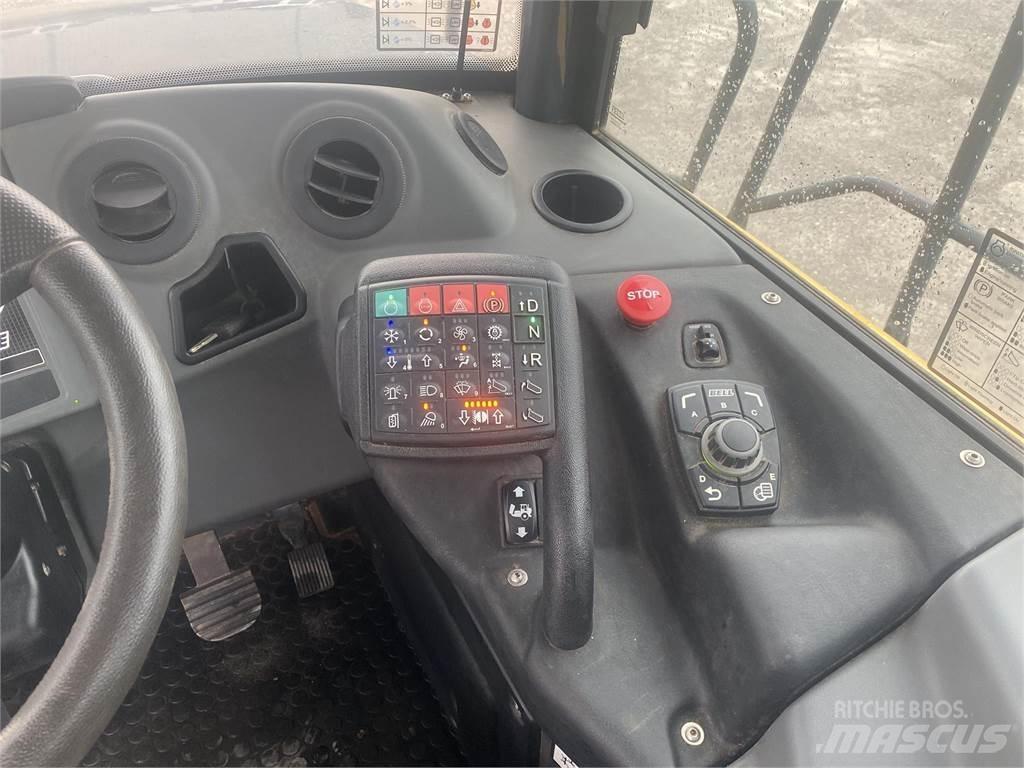 Bell B20E Belden kirma kaya kamyonu