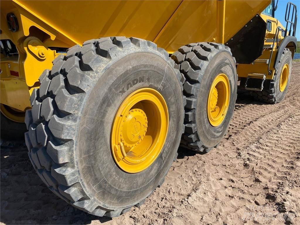 Bell B30E Belden kirma kaya kamyonu