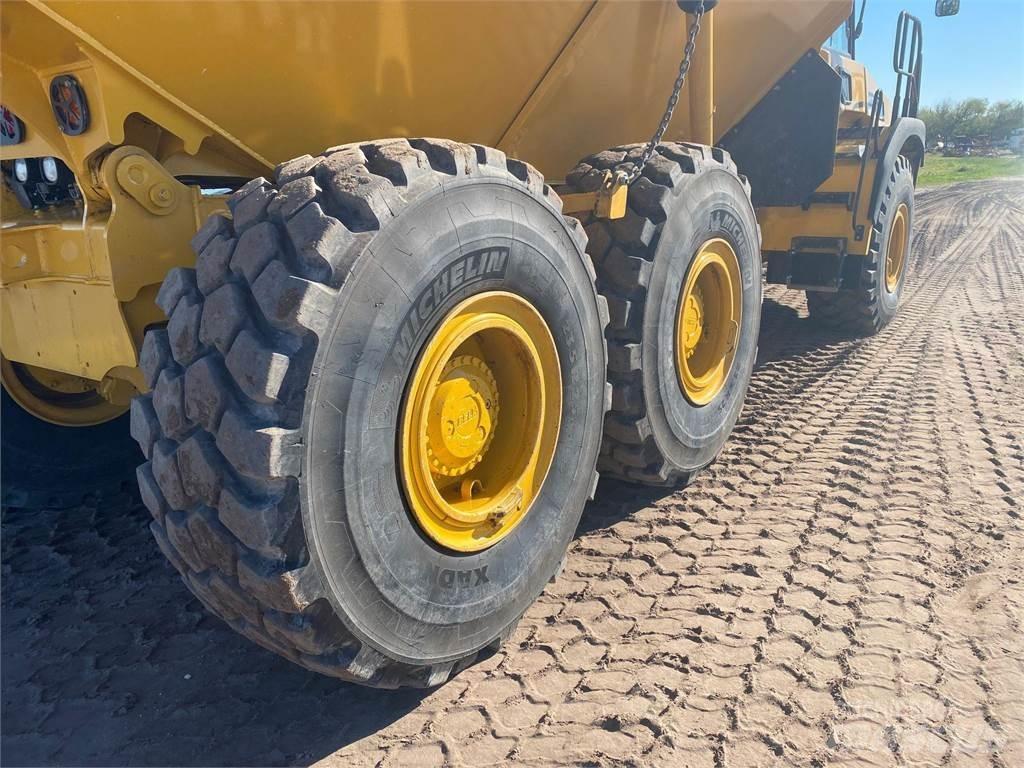 Bell B30E Belden kirma kaya kamyonu